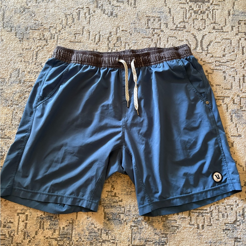 Vouri training shorts